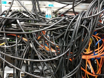 Organizar el rack | Noticias | Telenor Comunicaciones